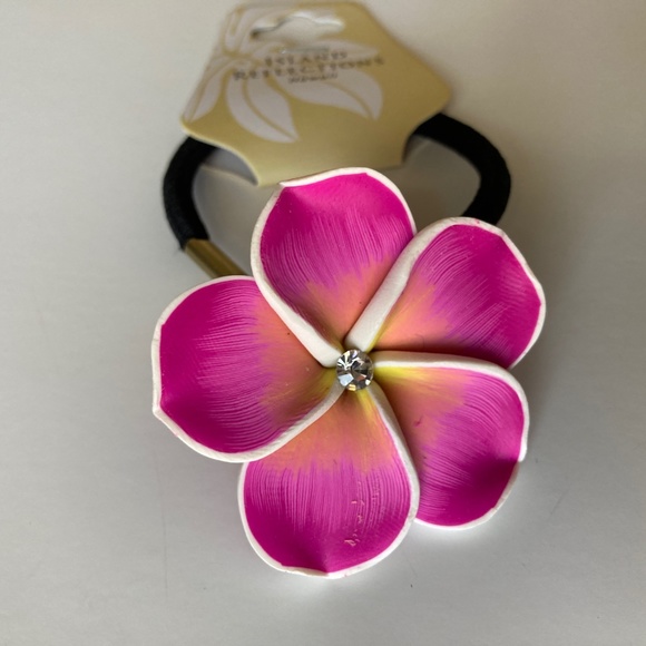 NWT Pink Hawaiian Flower Elastic Hair Tie Plumeria Island Reflections Li Aloha - Picture 1 of 6
